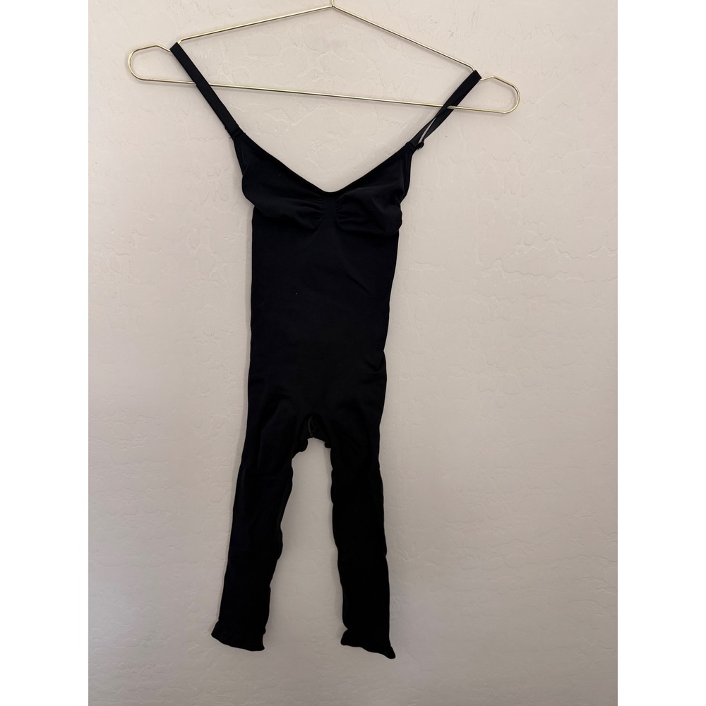 SKIMS Sculpting Mid Thigh Bodysuit Onyx Black Small Adjustable Straps Ruched